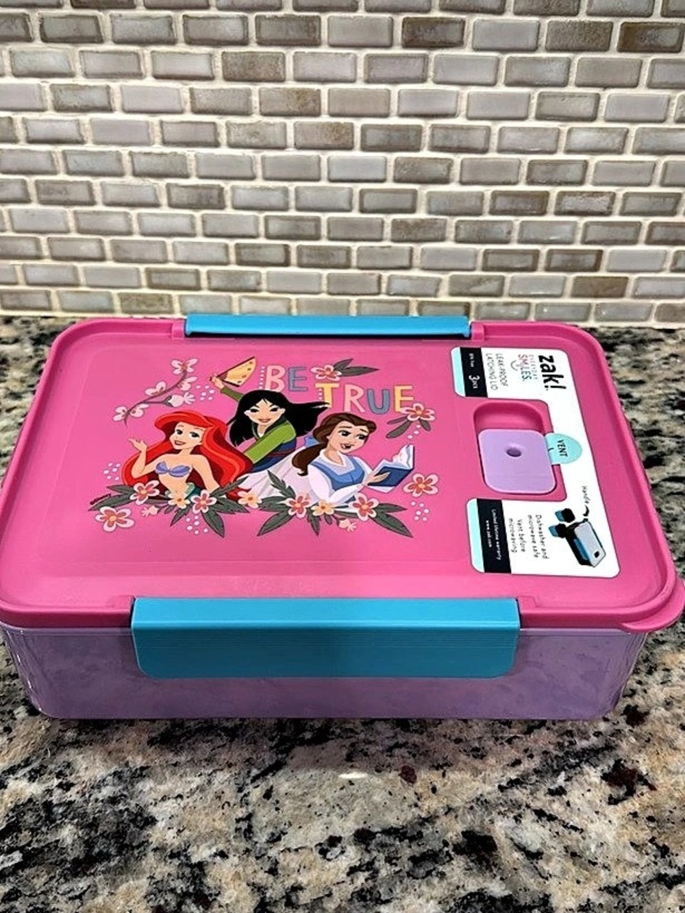 Zak! Disney Princess lunch box! Pink & Purple Lunch Box New